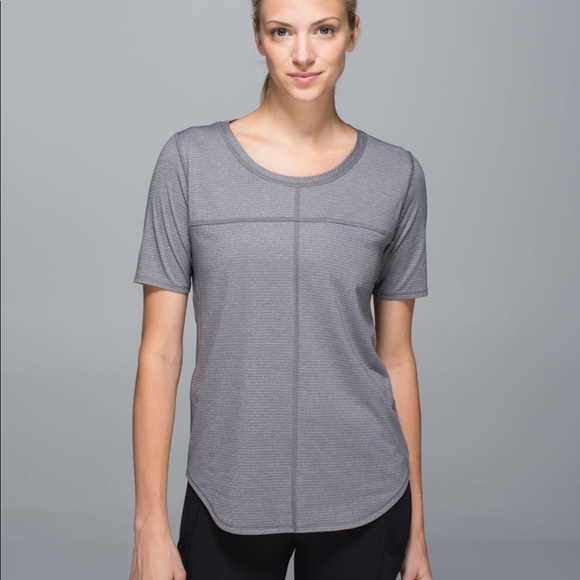 Lululemon Run Away tee - Picture 4 of 4